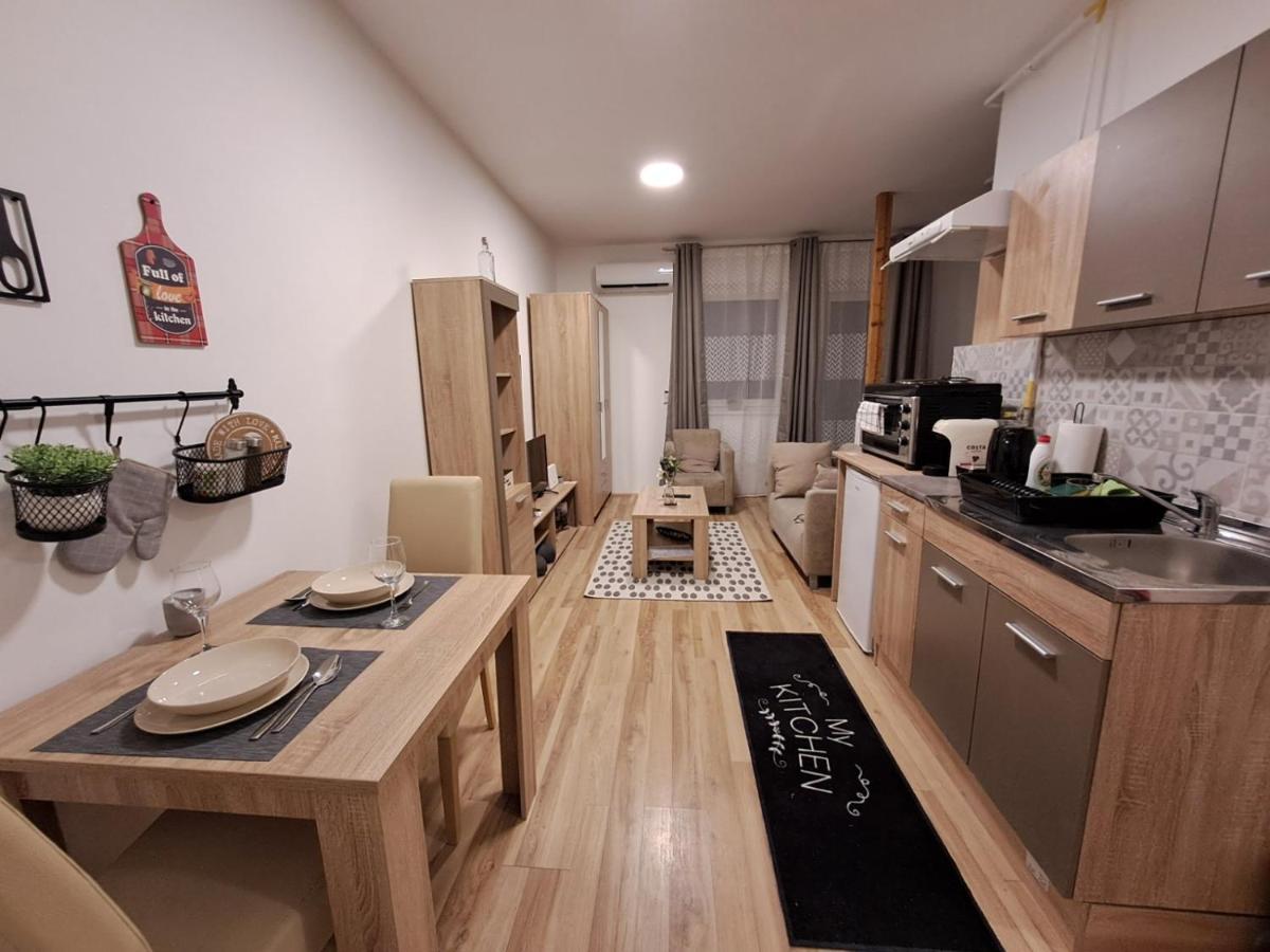 Sweet Apartment ซูโบติกา ภายนอก รูปภาพ